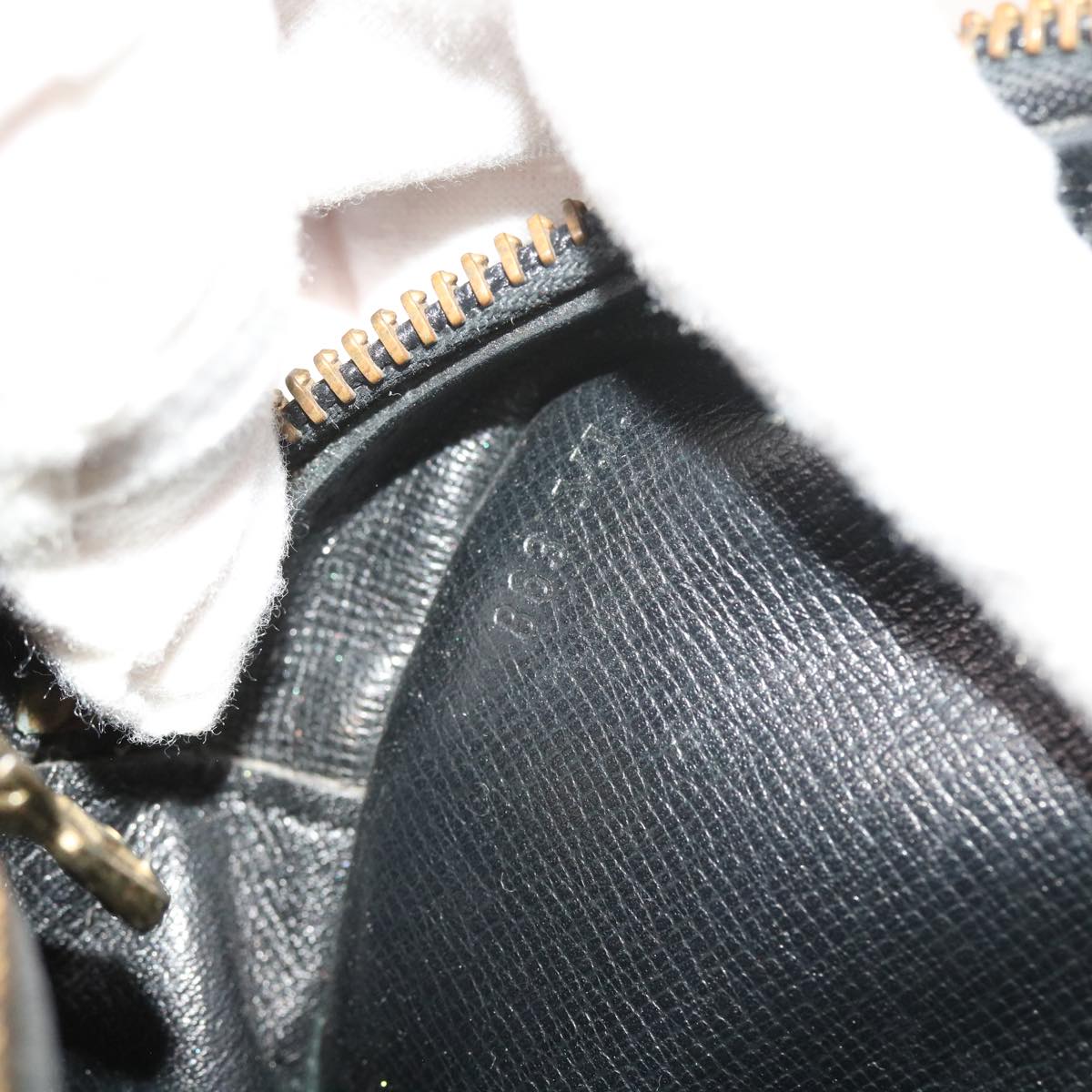 LOUIS VUITTON Epi Jeune Fille MM Shoulder Bag Black M52152 LV 55170