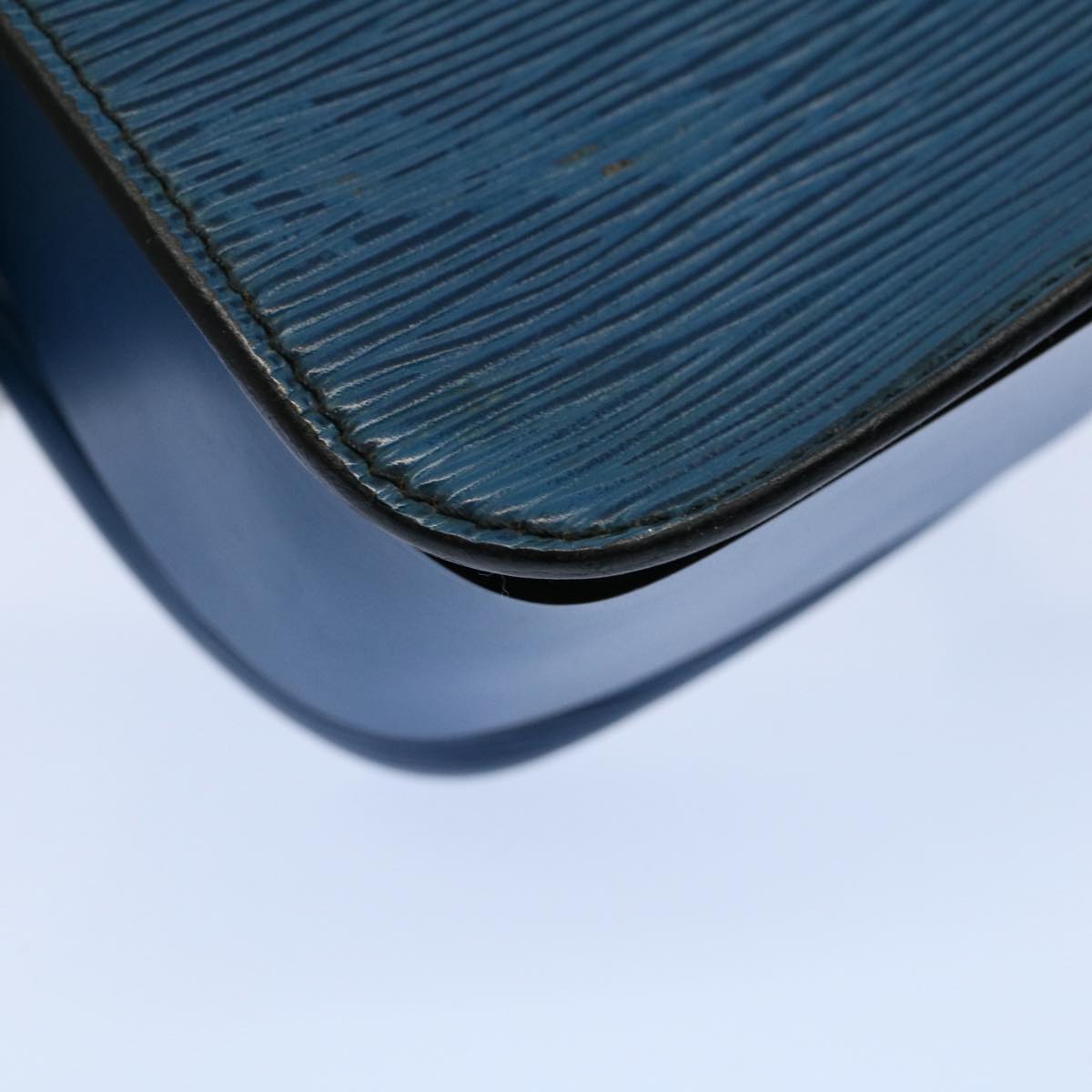 LOUIS VUITTON Epi Cartouchiere MM Shoulder Bag Blue M52245 LV 55173