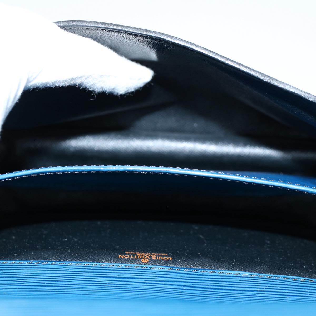 LOUIS VUITTON Epi Cartouchiere MM Shoulder Bag Blue M52245 LV 55173