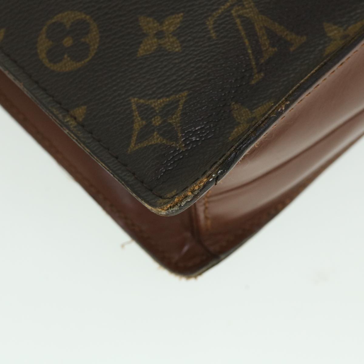 LOUIS VUITTON Monogram Porte Documents Bandouliere Bag M53338 LV 55180