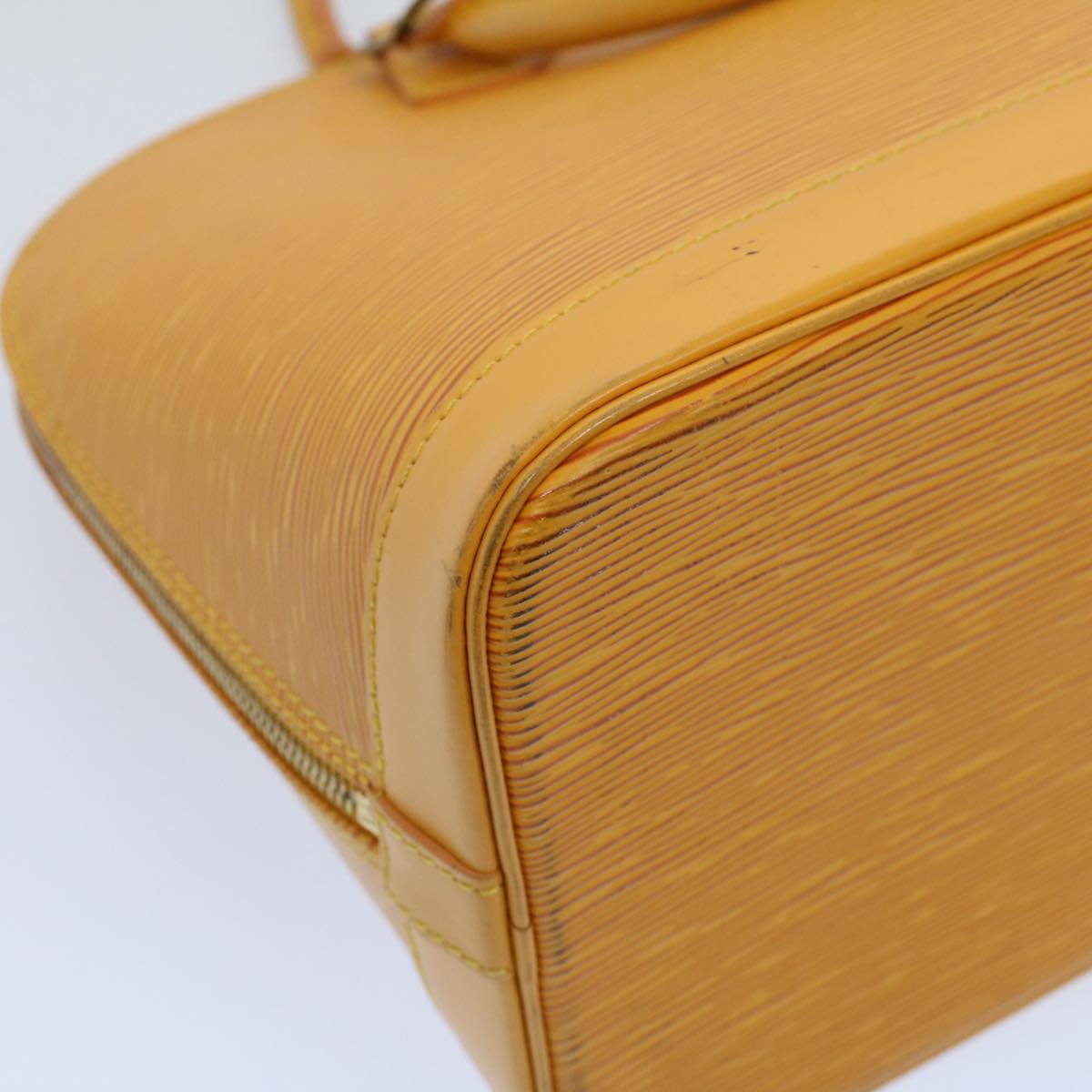 LOUIS VUITTON Epi Alma Hand Bag Tassili Yellow M52149 LV 55230