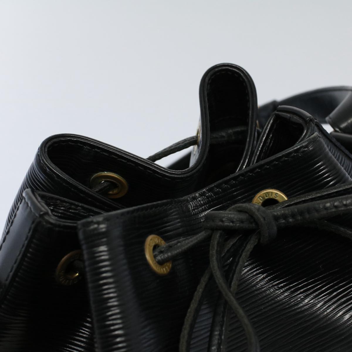 LOUIS VUITTON Epi Petit Noe Shoulder Bag Black M44102 LV 55241