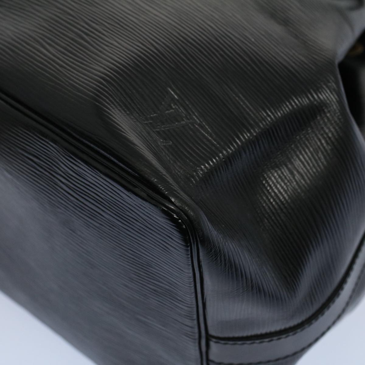 LOUIS VUITTON Epi Petit Noe Shoulder Bag Black M44102 LV 55241