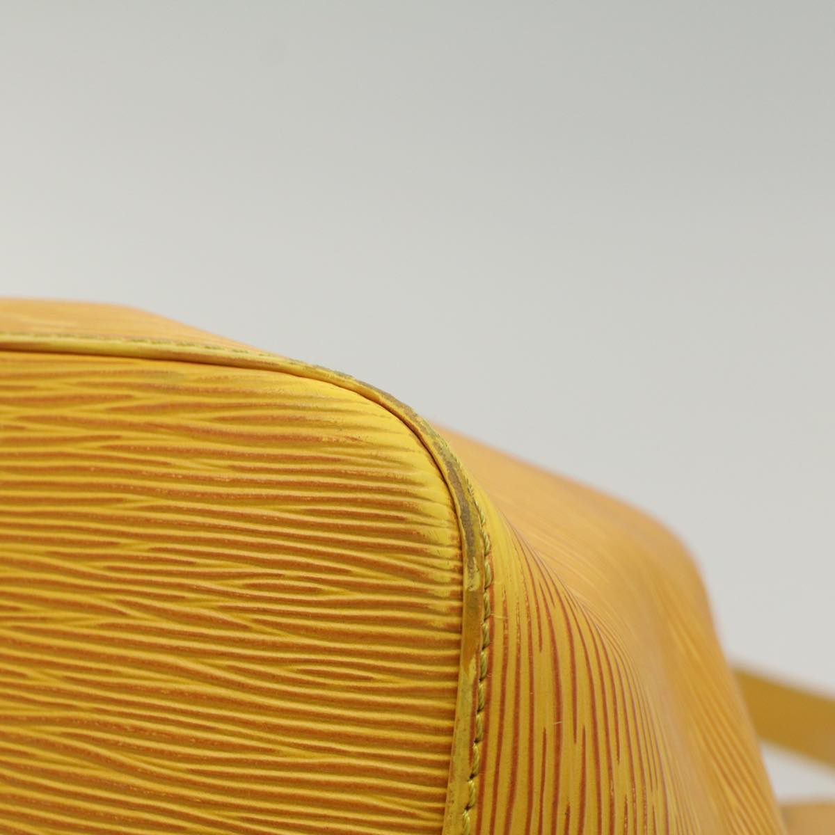 LOUIS VUITTON Epi Petit Noe Shoulder Bag Tassili Yellow M44109 LV 55242