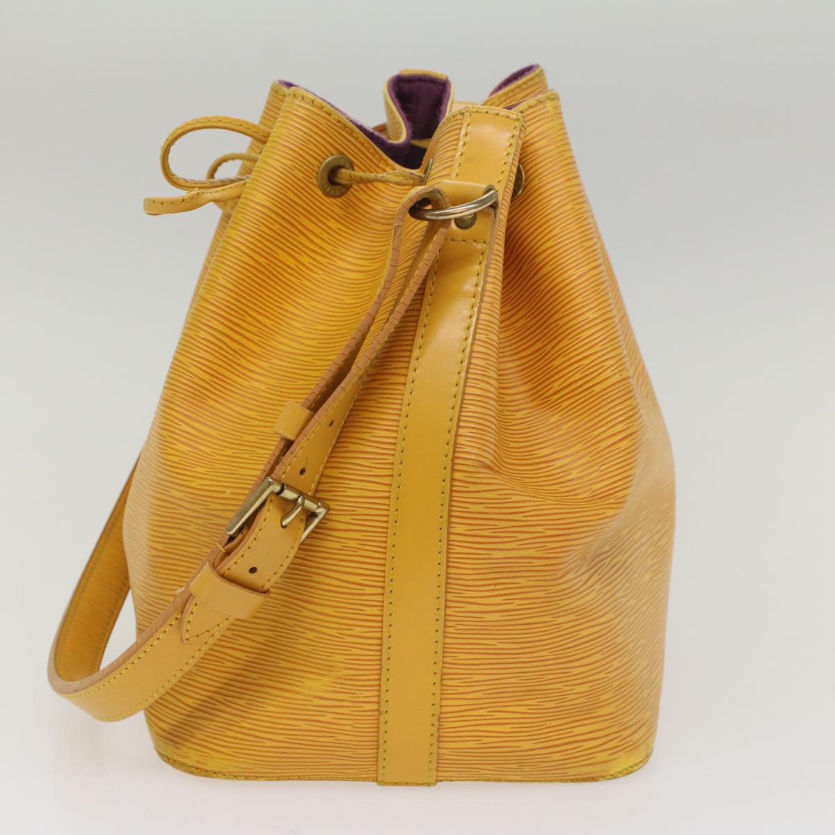 LOUIS VUITTON Epi Petit Noe Shoulder Bag Tassili Yellow M44109 LV 55242