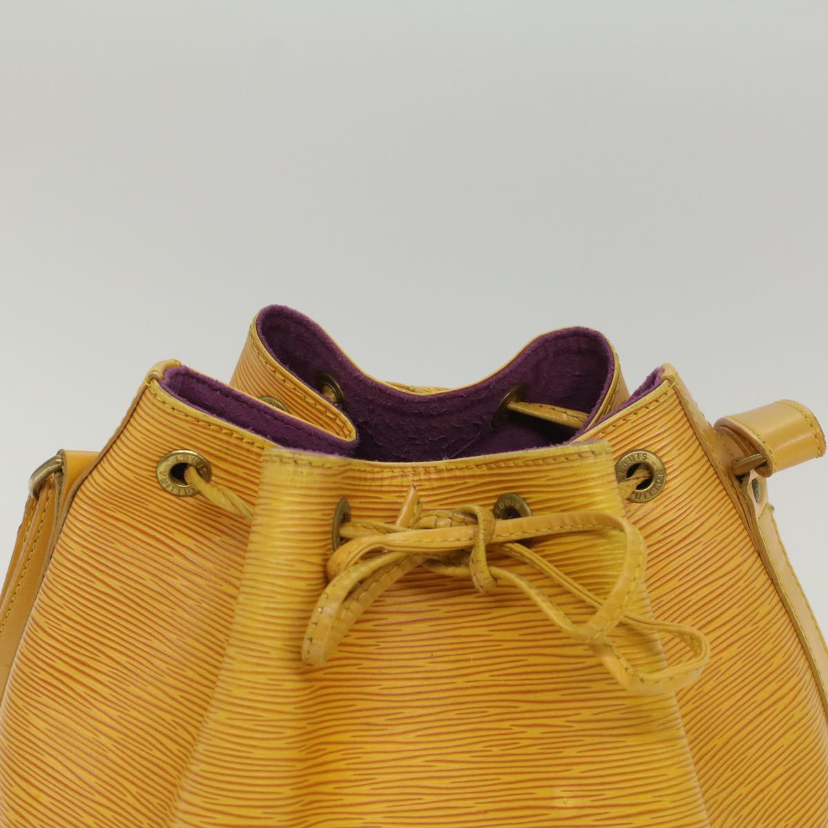 LOUIS VUITTON Epi Petit Noe Shoulder Bag Tassili Yellow M44109 LV 55242