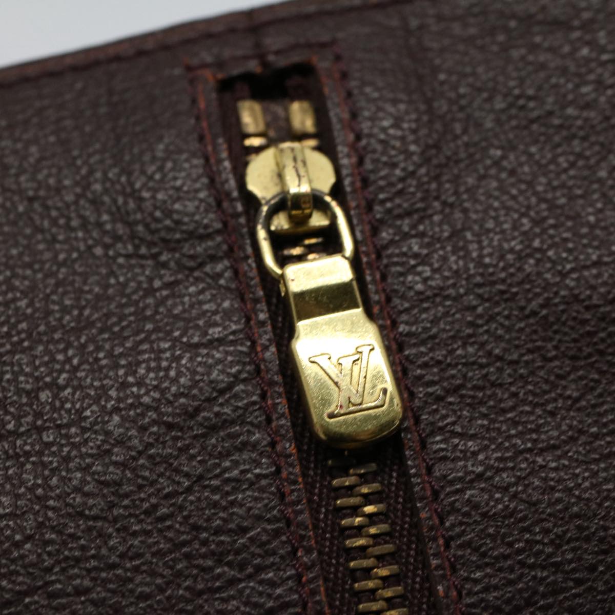 LOUIS VUITTON Taiga Leather Pen Case Acajou LV 55265
