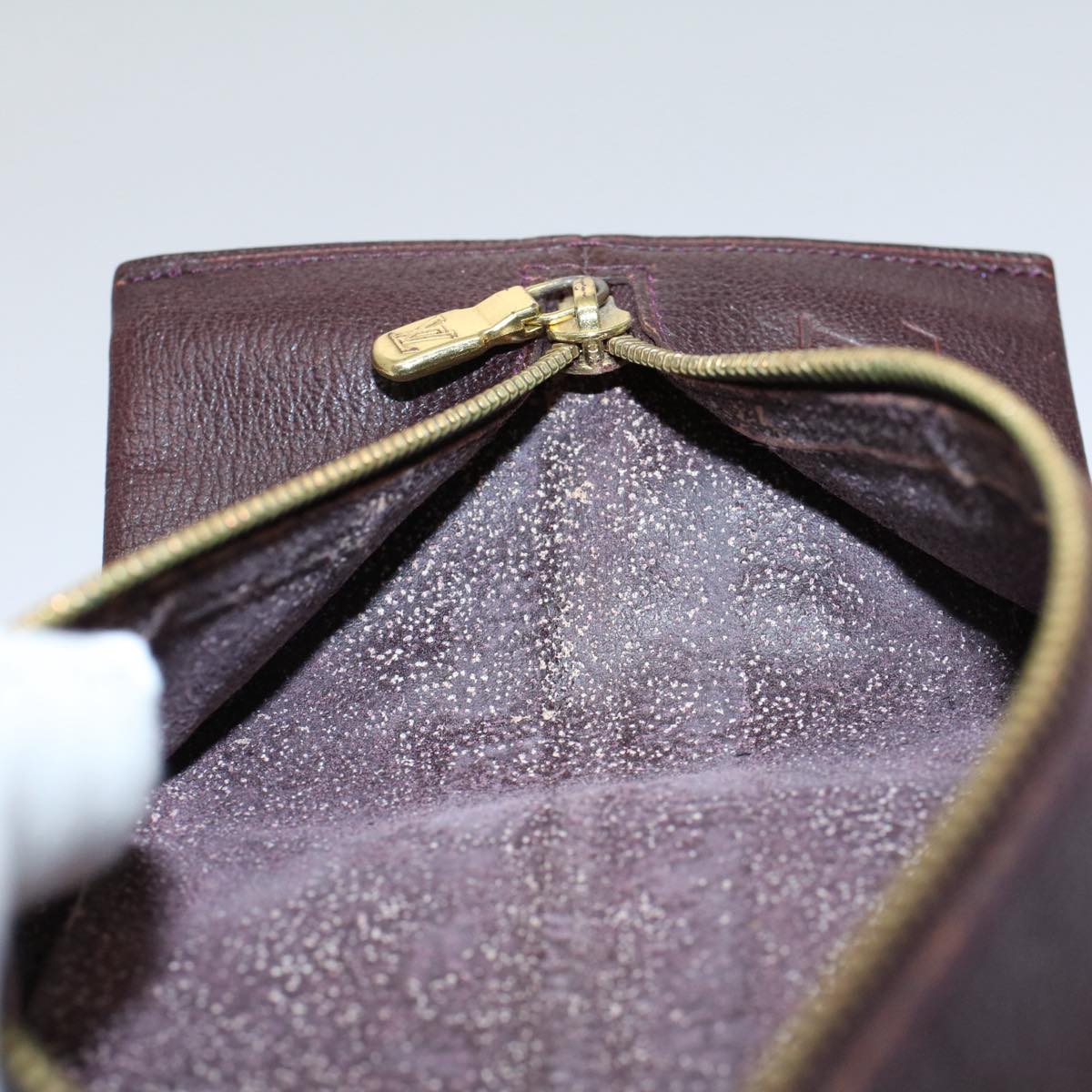 LOUIS VUITTON Taiga Leather Pen Case Acajou LV 55265