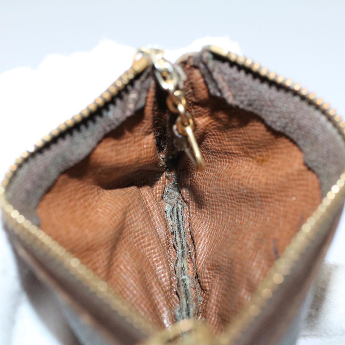 LOUIS VUITTON Monogram Pochette Cles Coin Purse M62650 LV 55268