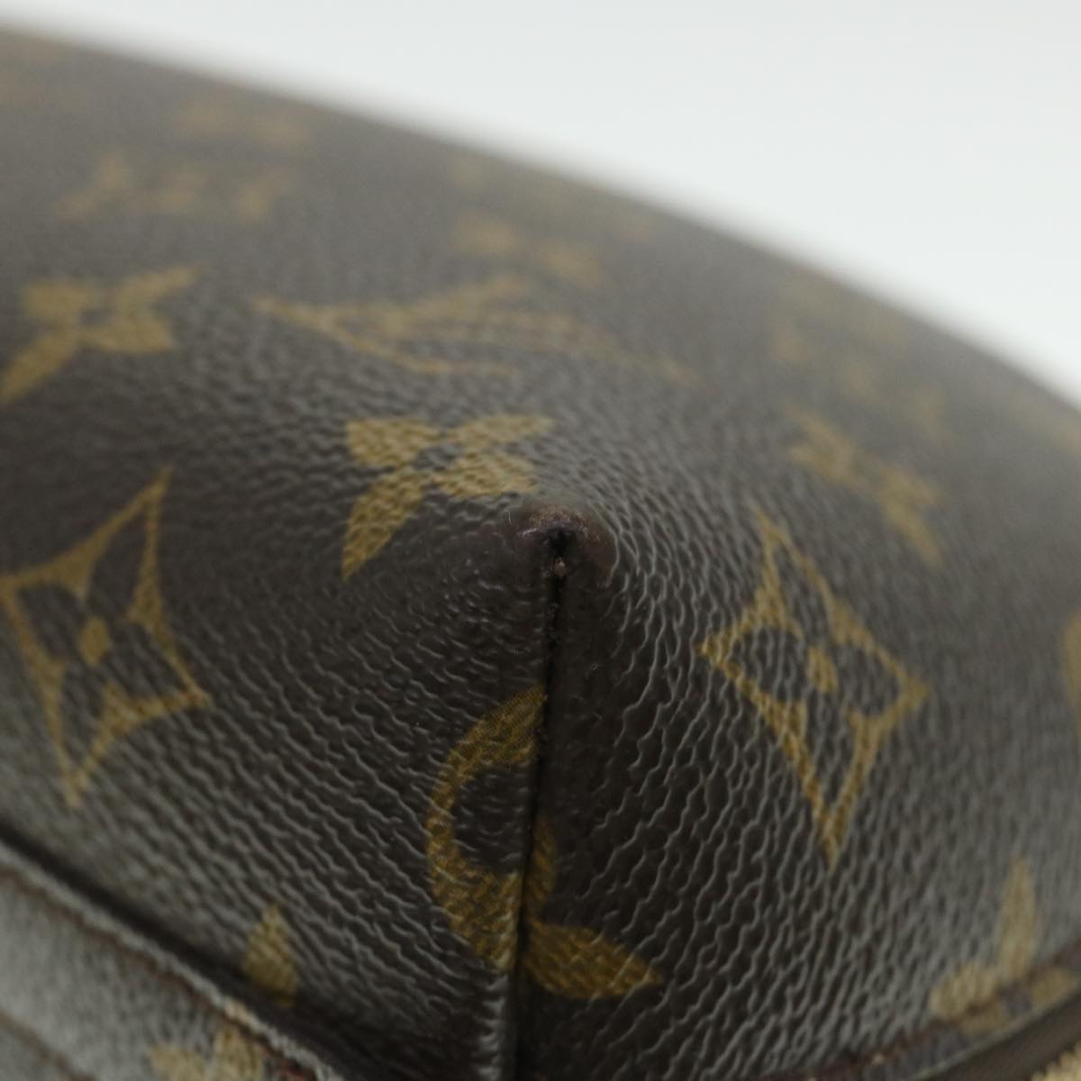 LOUIS VUITTON Monogram Trousse Demi Ronde Cosmetic Pouch M47520 LV 55272