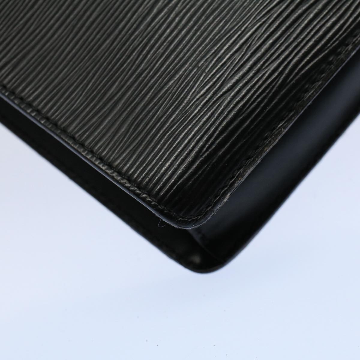 LOUIS VUITTON Epi Pochette Homme Clutch Bag Black M52522 LV 55274
