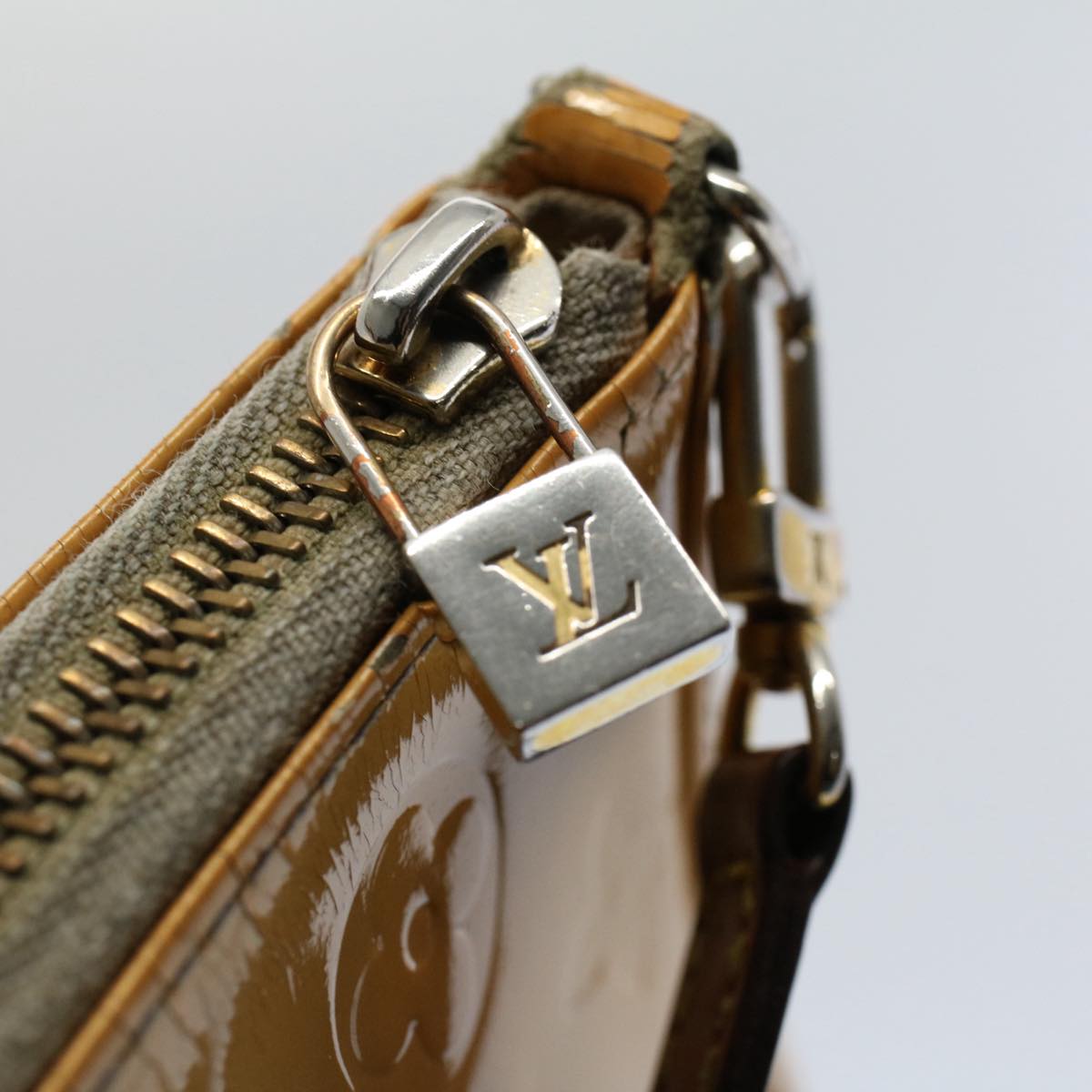 LOUIS VUITTON Monogram Vernis Marly Square Hand Bag Pink M91292 LV 55275