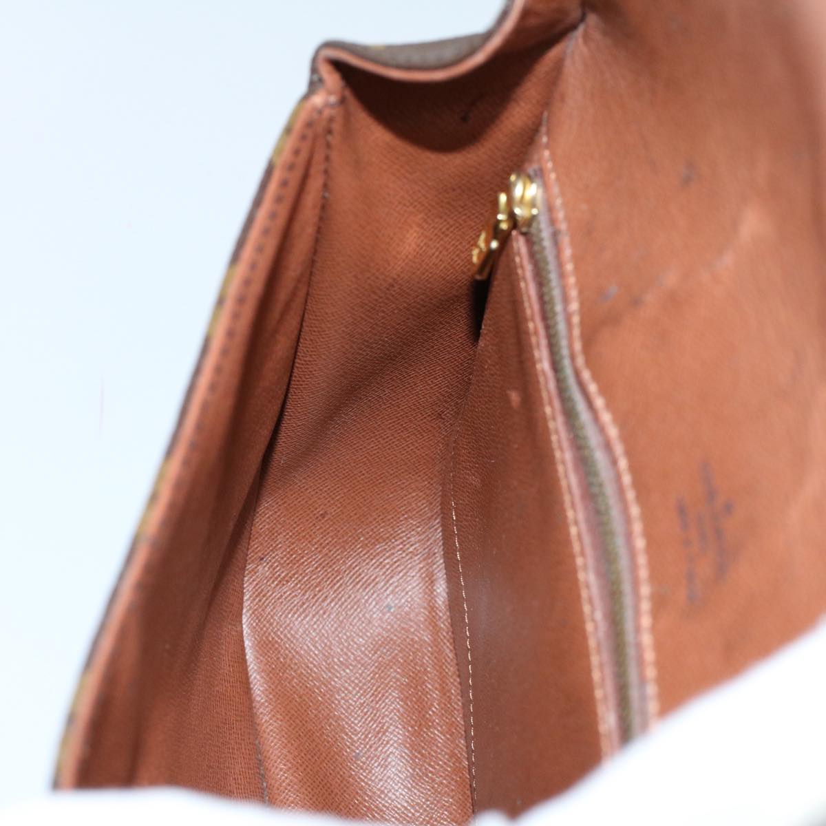 LOUIS VUITTON Monogram Saint Cloud GM Shoulder Bag M51242 LV 55301