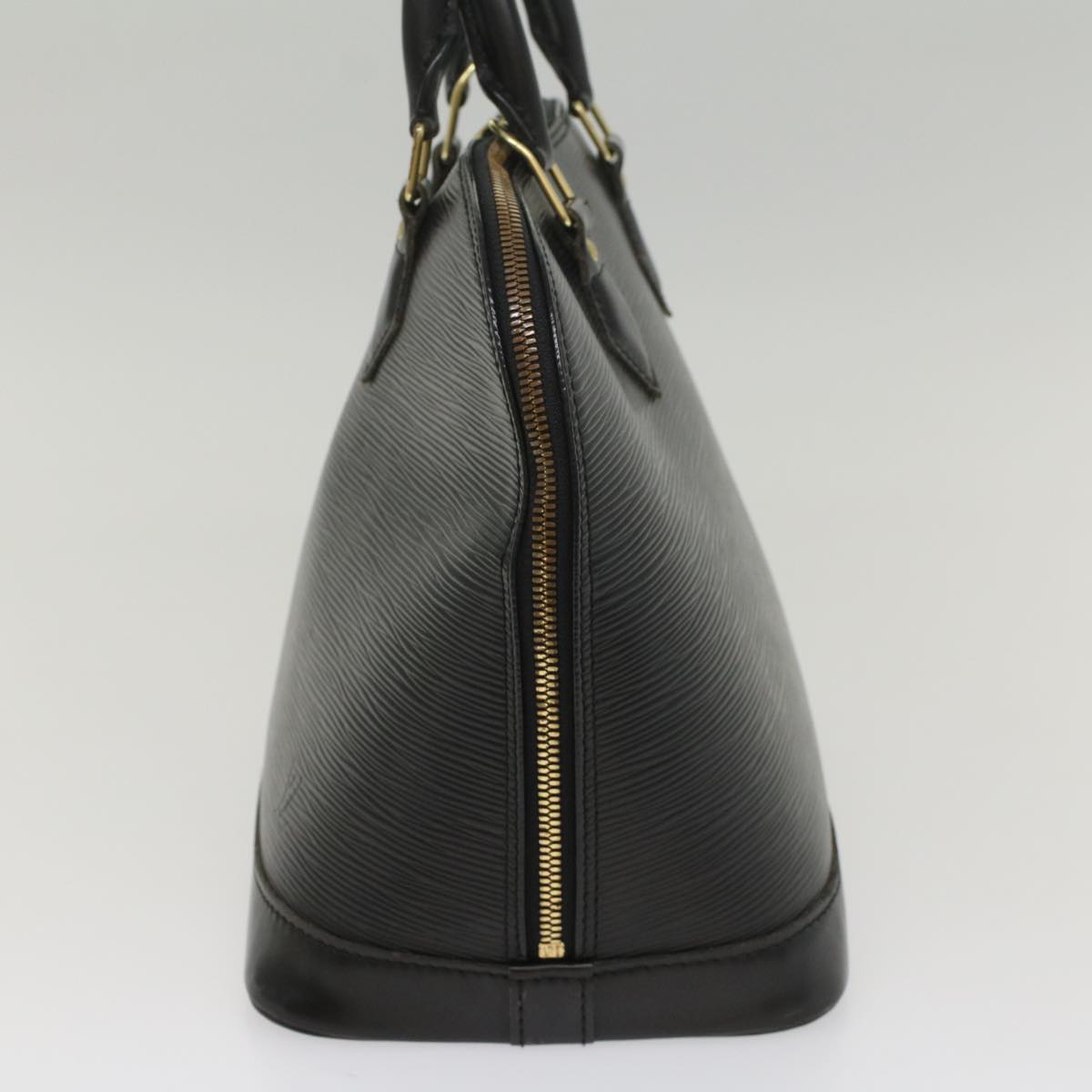 LOUIS VUITTON Epi Alma Hand Bag Black M52142 LV 55313