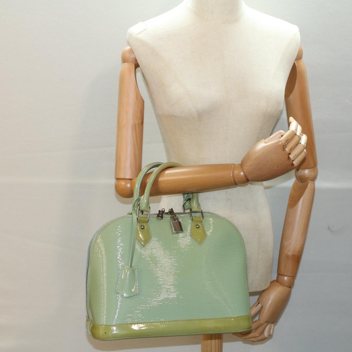 LOUIS VUITTON Epi Electric Alma PM Hand Bag Amand M40625 LV 55316