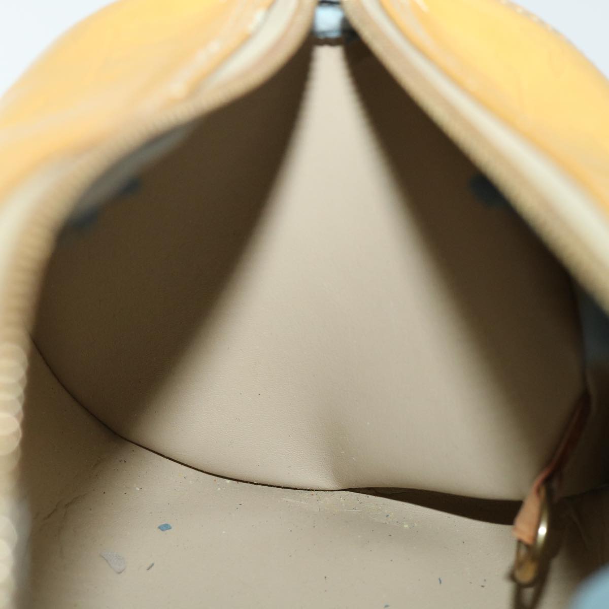 LOUIS VUITTON Monogram Vernis Bedford Hand Bag Beige M91006 LV 55318