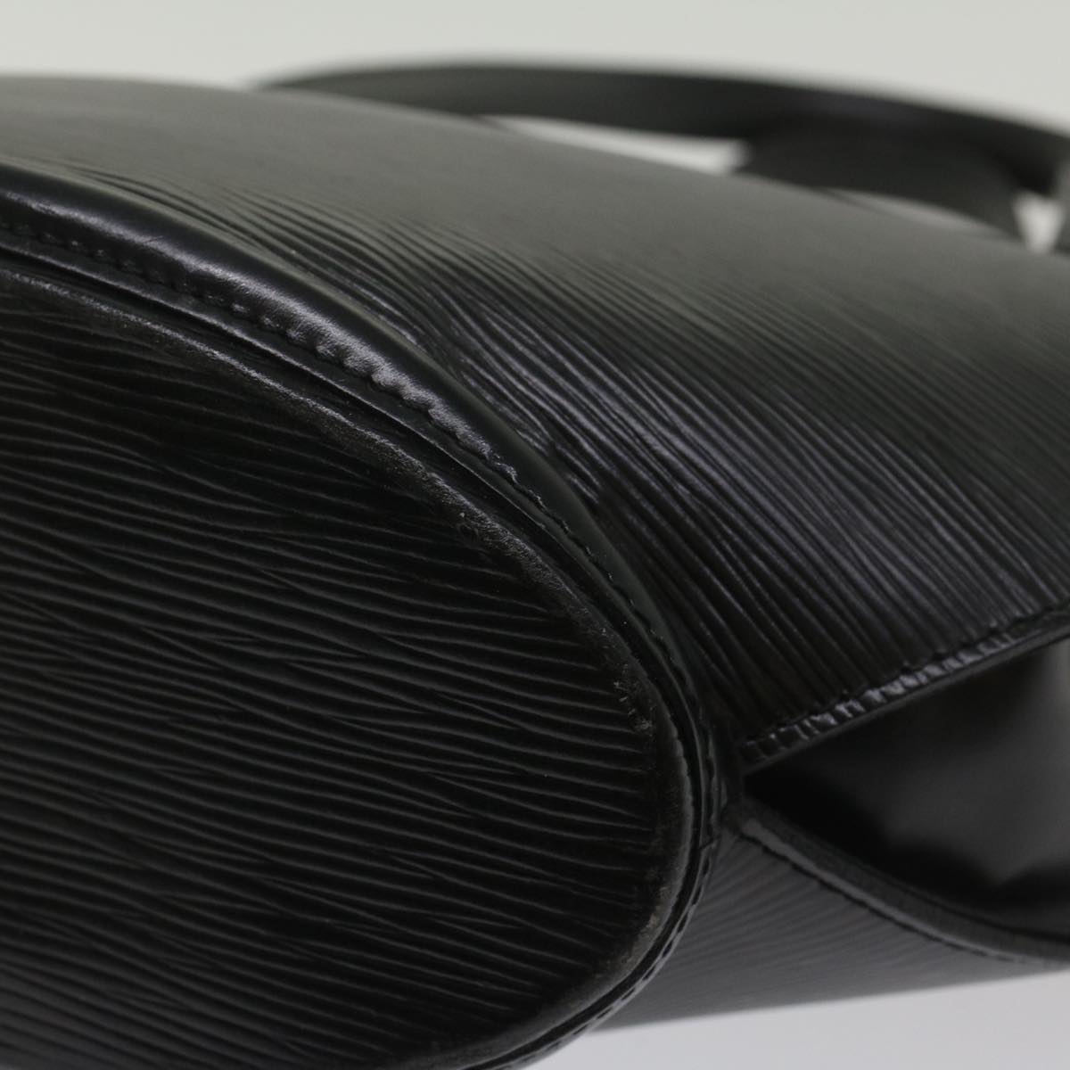 LOUIS VUITTON Epi Saint Jacques Hand Bag Black M52272 LV 55362