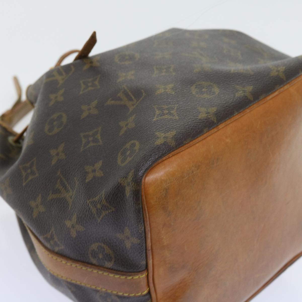 LOUIS VUITTON Monogram Petit Noe Shoulder Bag M42226 LV 55365