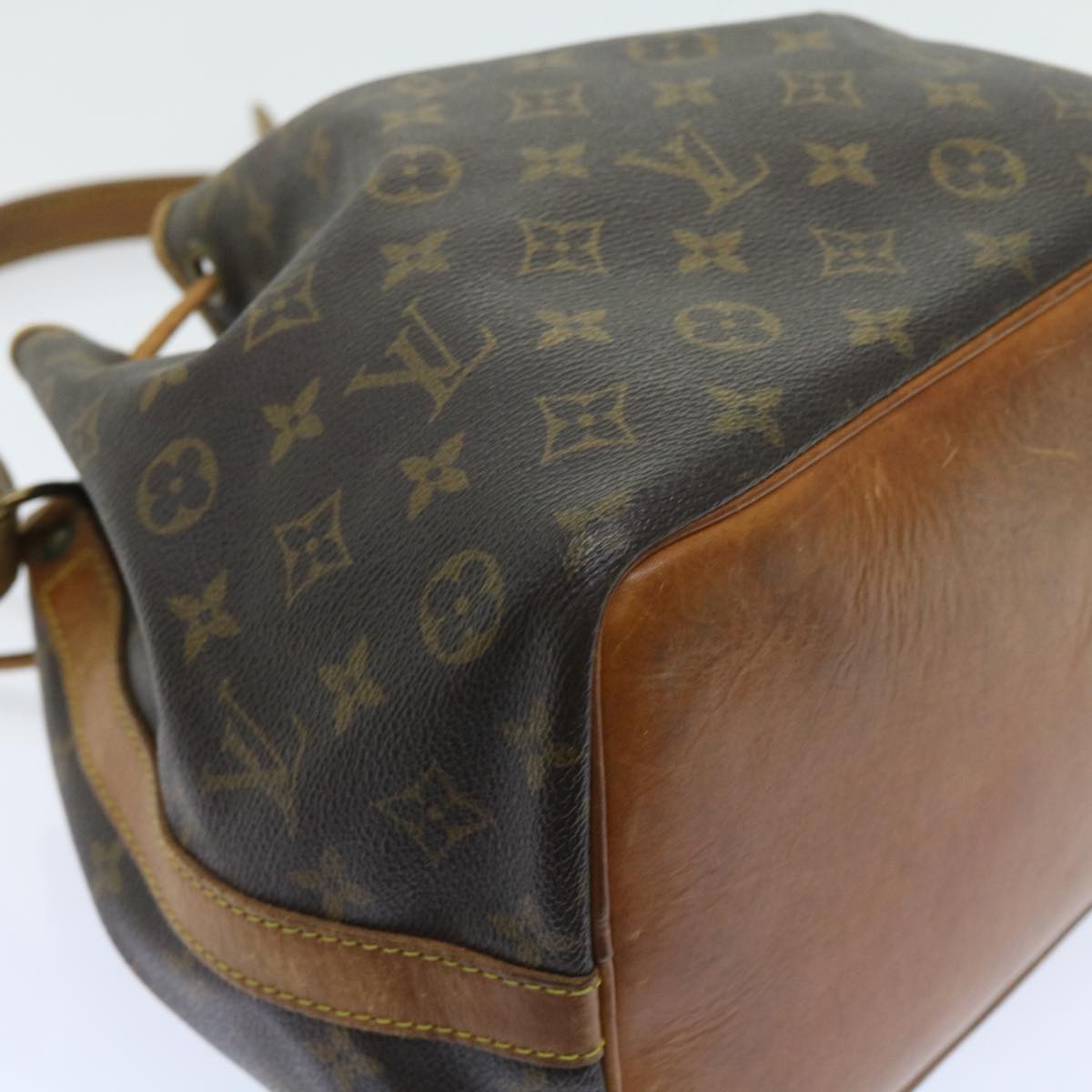 LOUIS VUITTON Monogram Petit Noe Shoulder Bag M42226 LV 55365