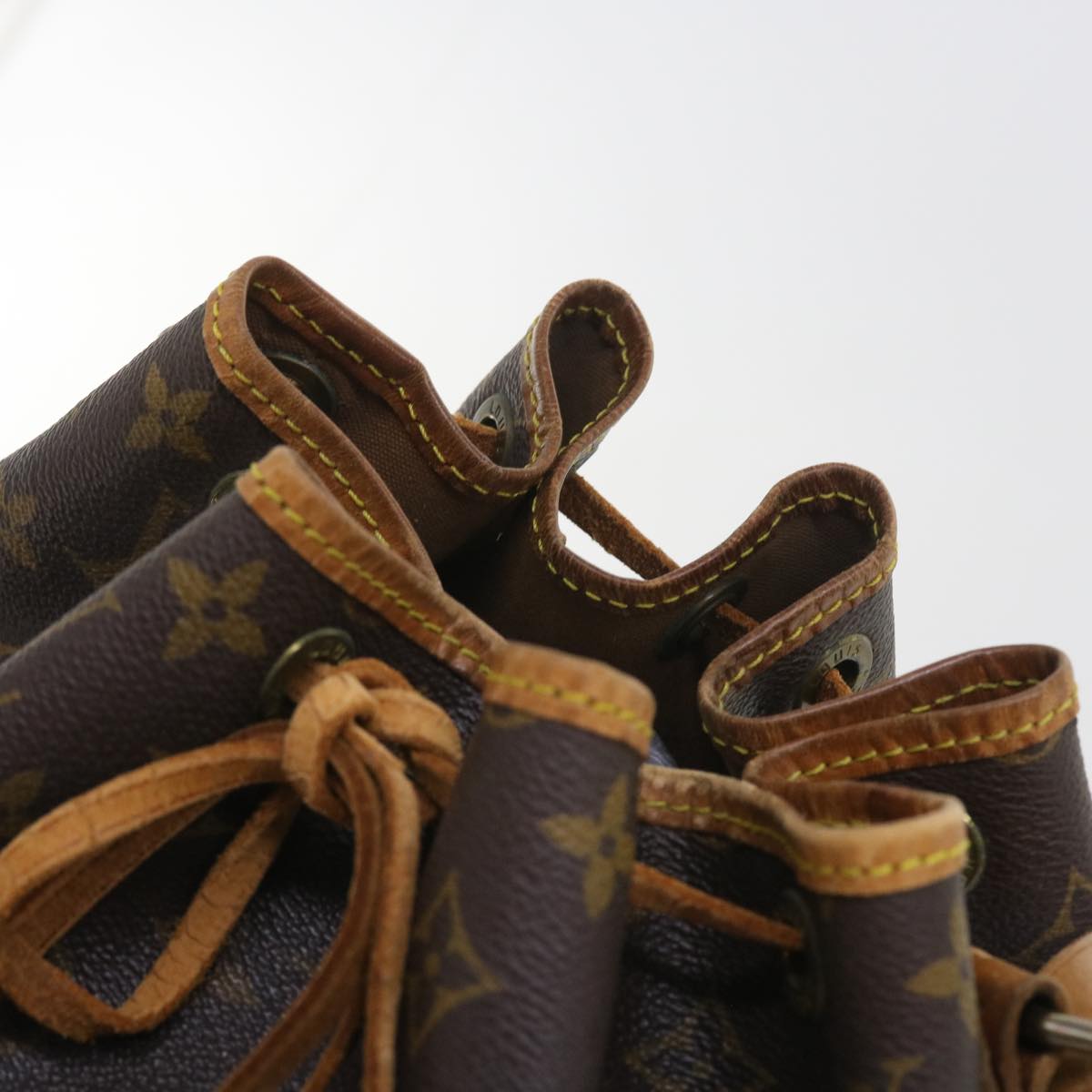 LOUIS VUITTON Monogram Petit Noe Shoulder Bag M42226 LV 55365