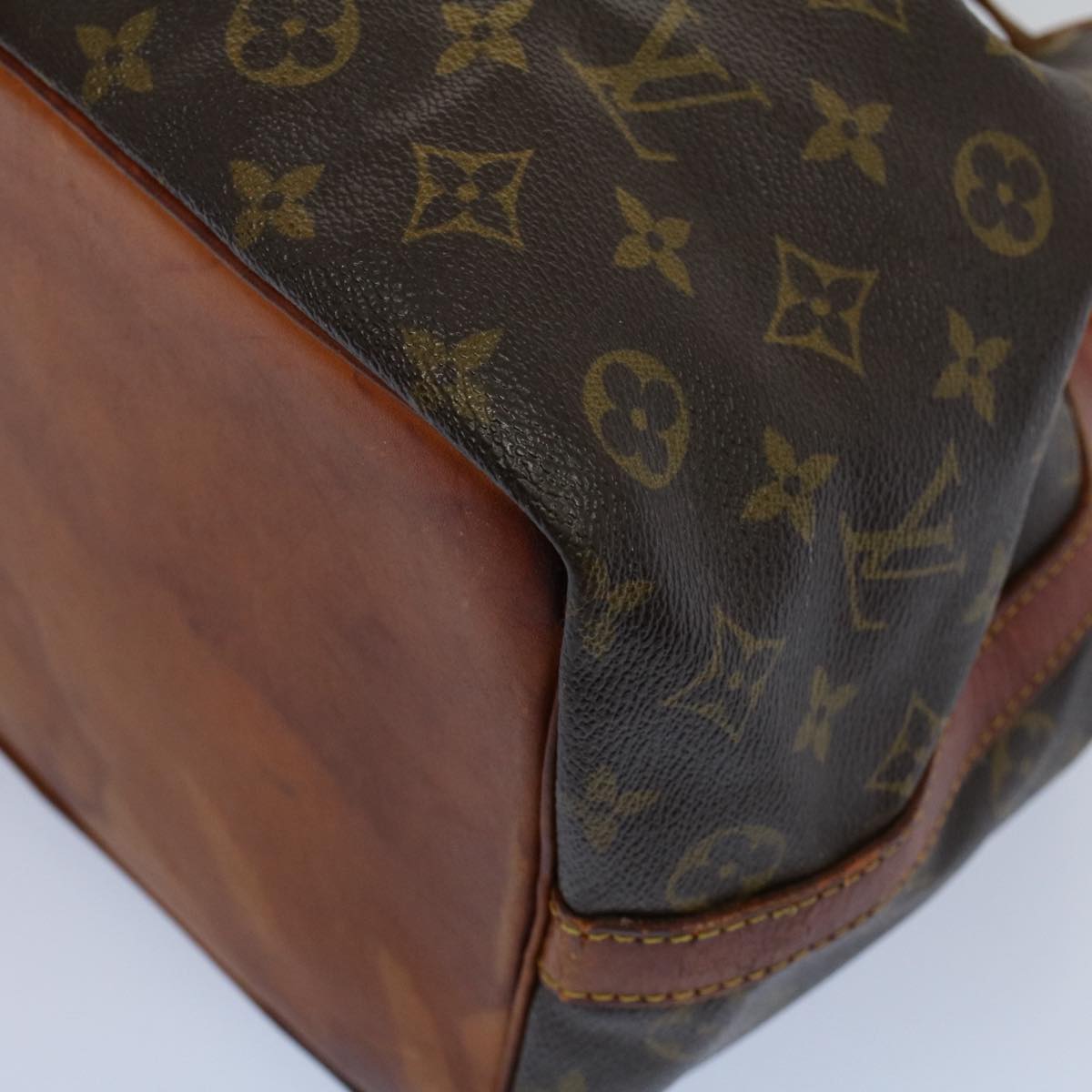 LOUIS VUITTON Monogram Petit Noe Shoulder Bag M42226 LV 55366