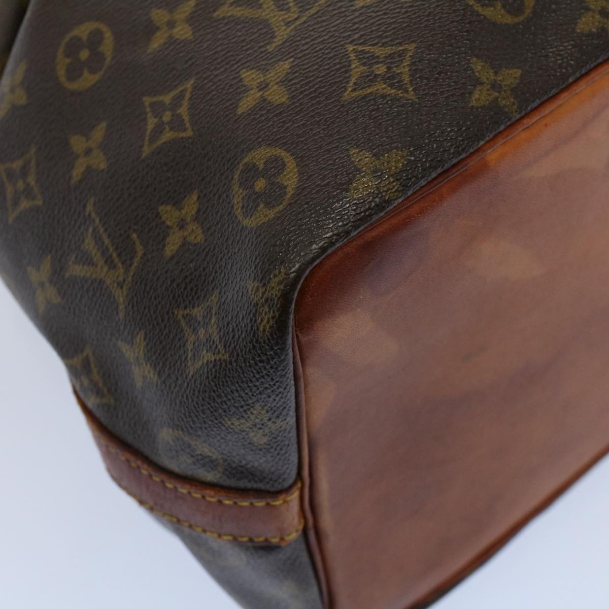 LOUIS VUITTON Monogram Petit Noe Shoulder Bag M42226 LV 55366