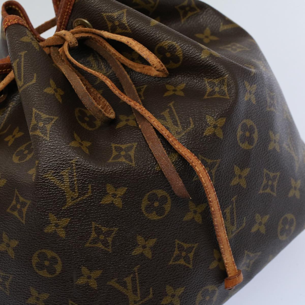 LOUIS VUITTON Monogram Petit Noe Shoulder Bag M42226 LV 55366