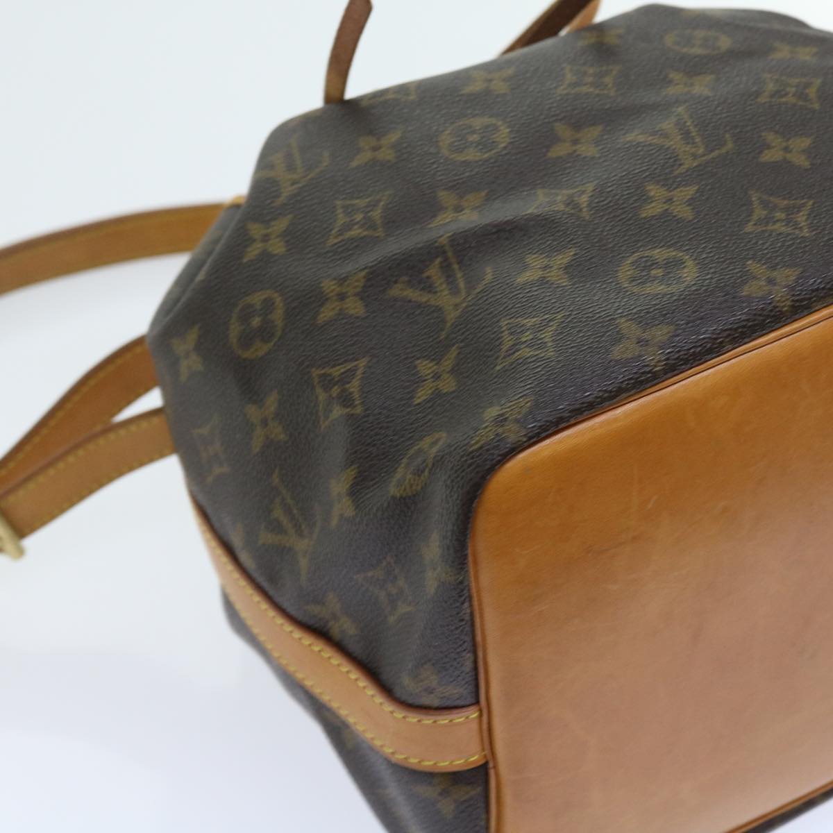 LOUIS VUITTON Monogram Petit Noe Shoulder Bag M42226 LV 55367