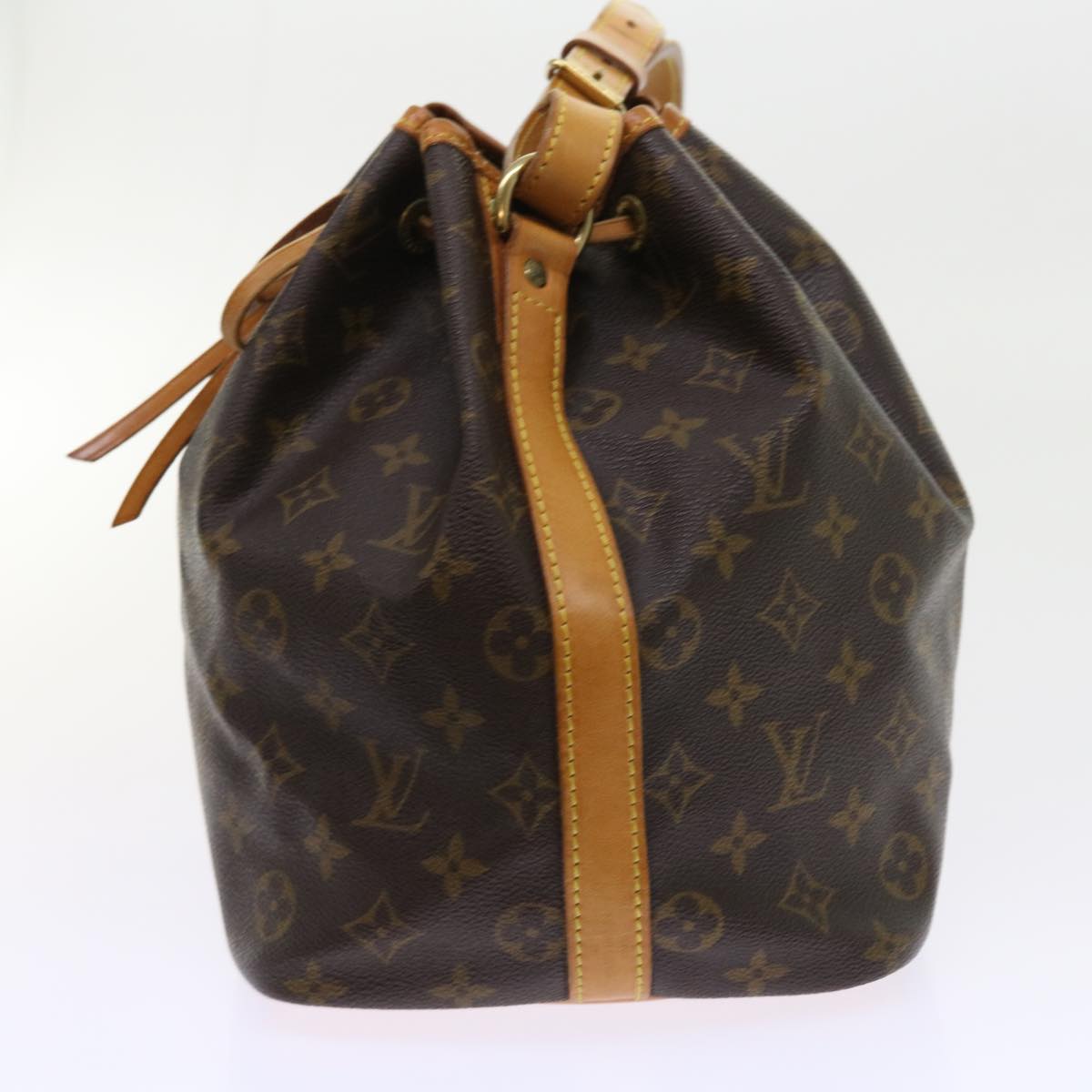 LOUIS VUITTON Monogram Petit Noe Shoulder Bag M42226 LV 55367