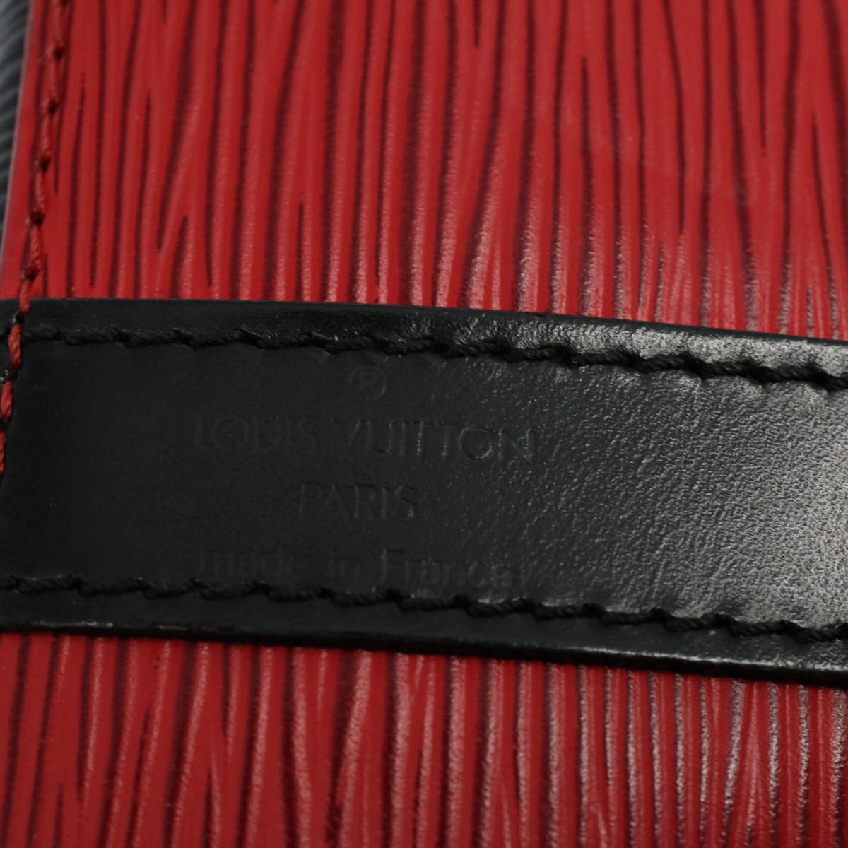 LOUIS VUITTON Epi Petit Noe Shoulder Bag Bicolor Black Red M44172 LV 55391