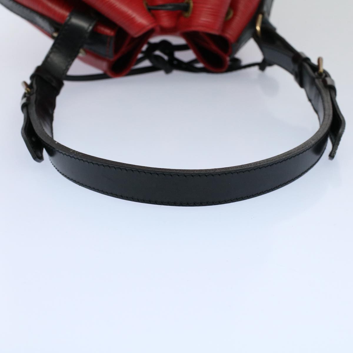 LOUIS VUITTON Epi Petit Noe Shoulder Bag Bicolor Black Red M44172 LV 55391