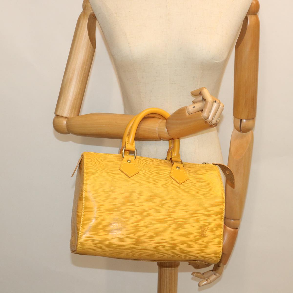 LOUIS VUITTON Epi Speedy 25 Hand Bag Tassili Yellow M43019 LV 55406