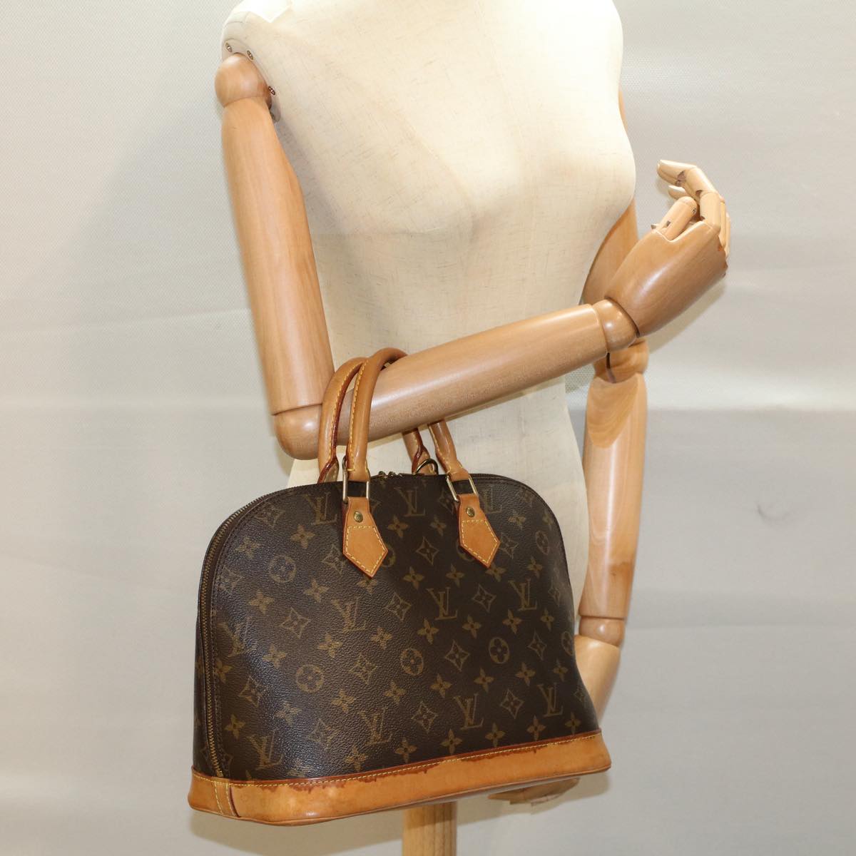 LOUIS VUITTON Monogram Alma Hand Bag M51130 LV 55474