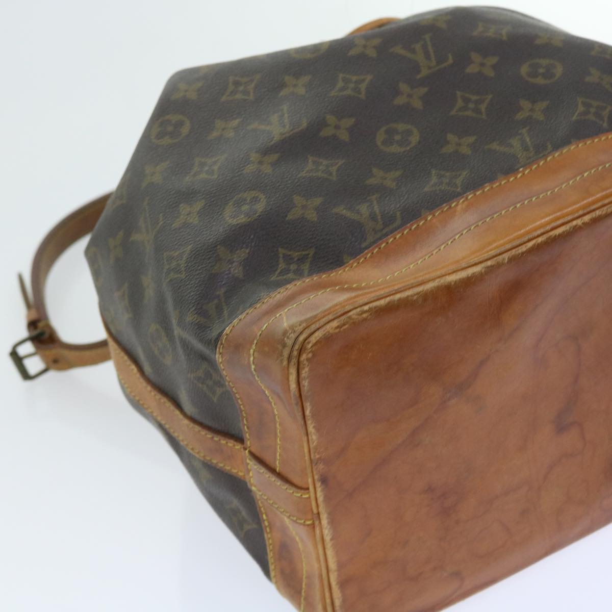 LOUIS VUITTON Monogram Noe Shoulder Bag M42224 LV 55492