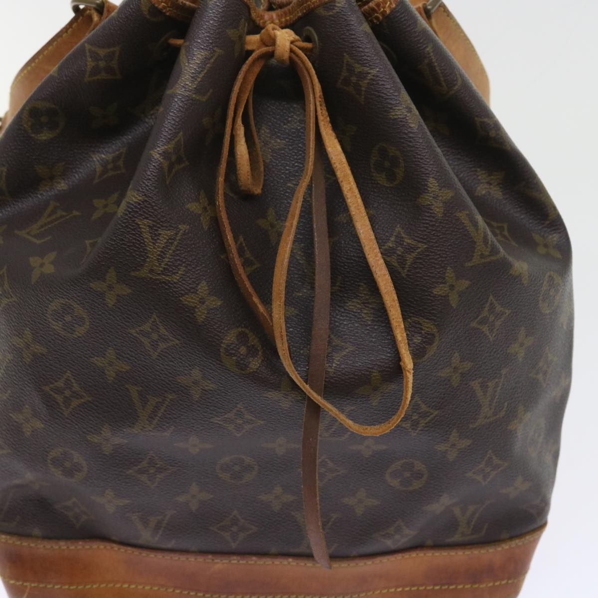 LOUIS VUITTON Monogram Noe Shoulder Bag M42224 LV 55492