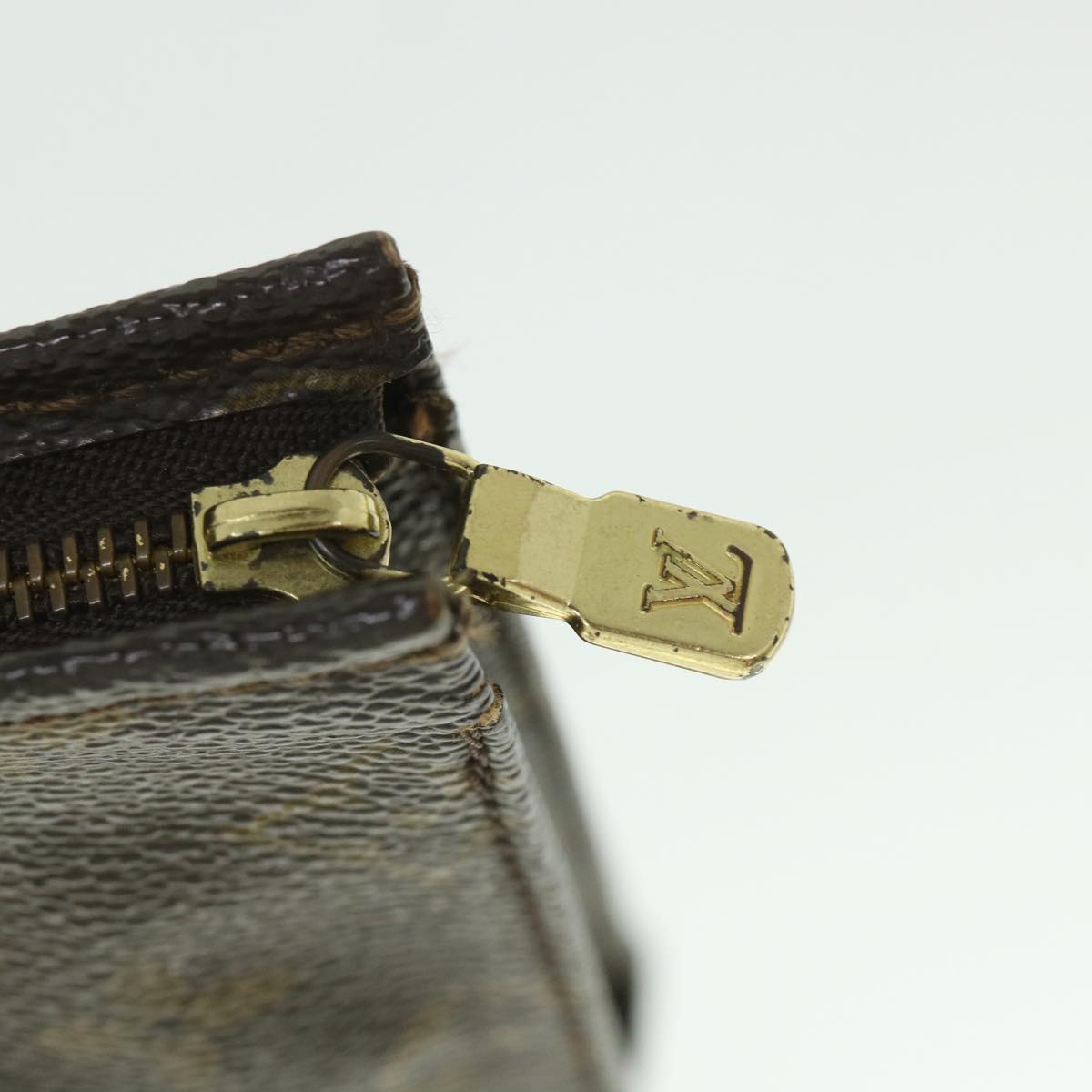 LOUIS VUITTON Monogram Poche Toilette 26 Pouch M47542 LV 55533
