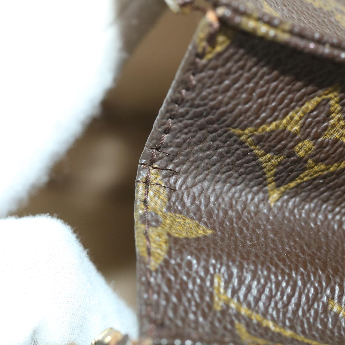 LOUIS VUITTON Monogram Poche Toilette 26 Pouch M47542 LV 55533