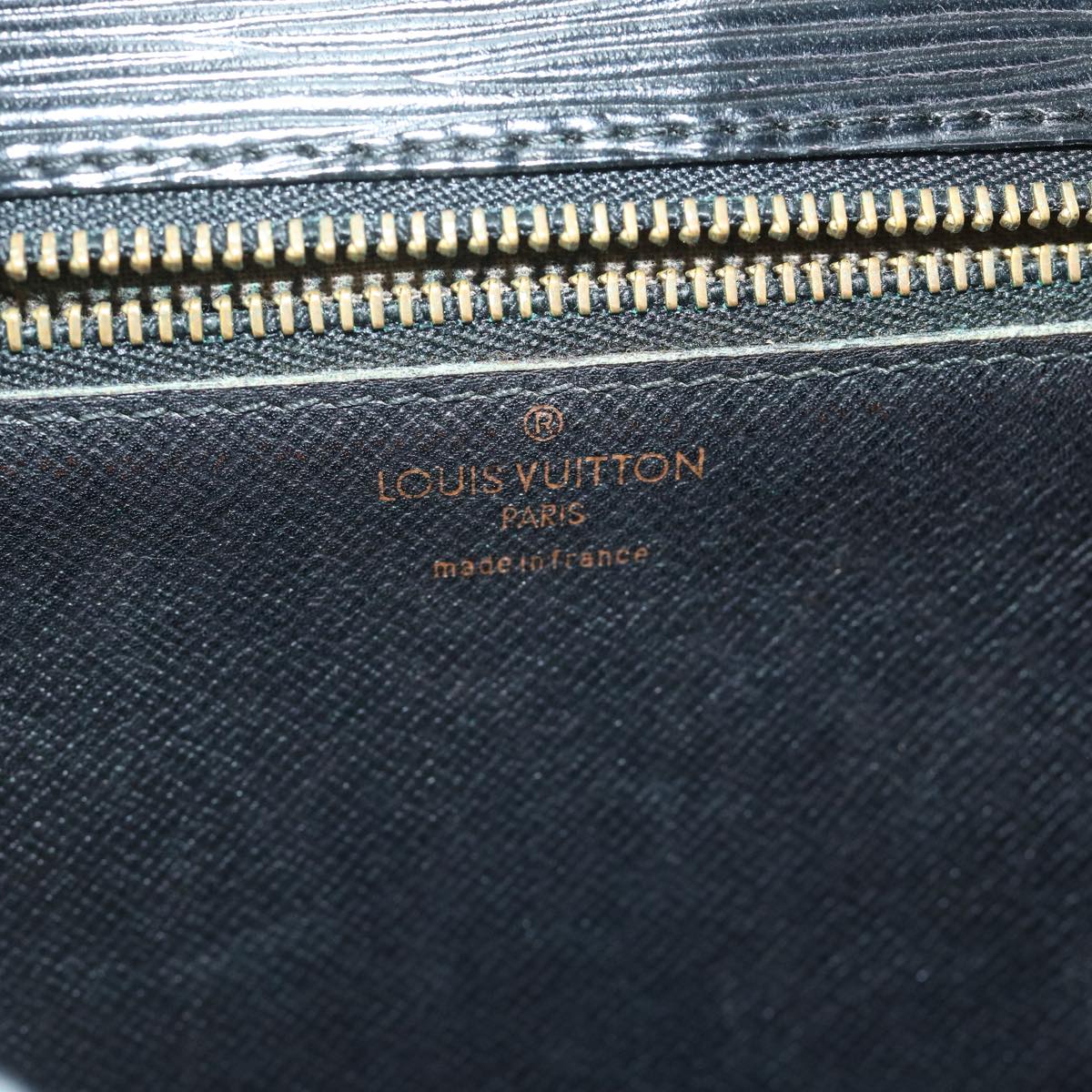 LOUIS VUITTON Epi Serie Dragonne Hand Bag Black M52612 LV 55536