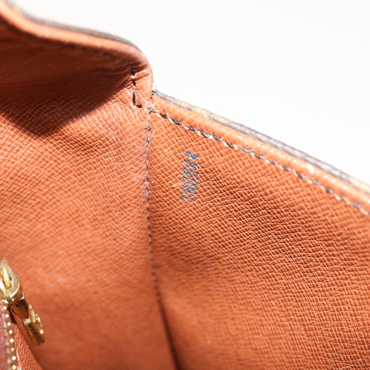 LOUIS VUITTON Monogram Saint Cloud GM Shoulder Bag M51242 LV 55542