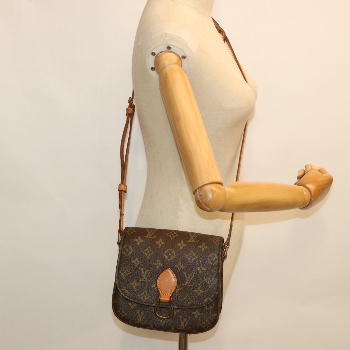 LOUIS VUITTON Monogram Saint Cloud MM Shoulder Bag Vintage M51243 LV 55545