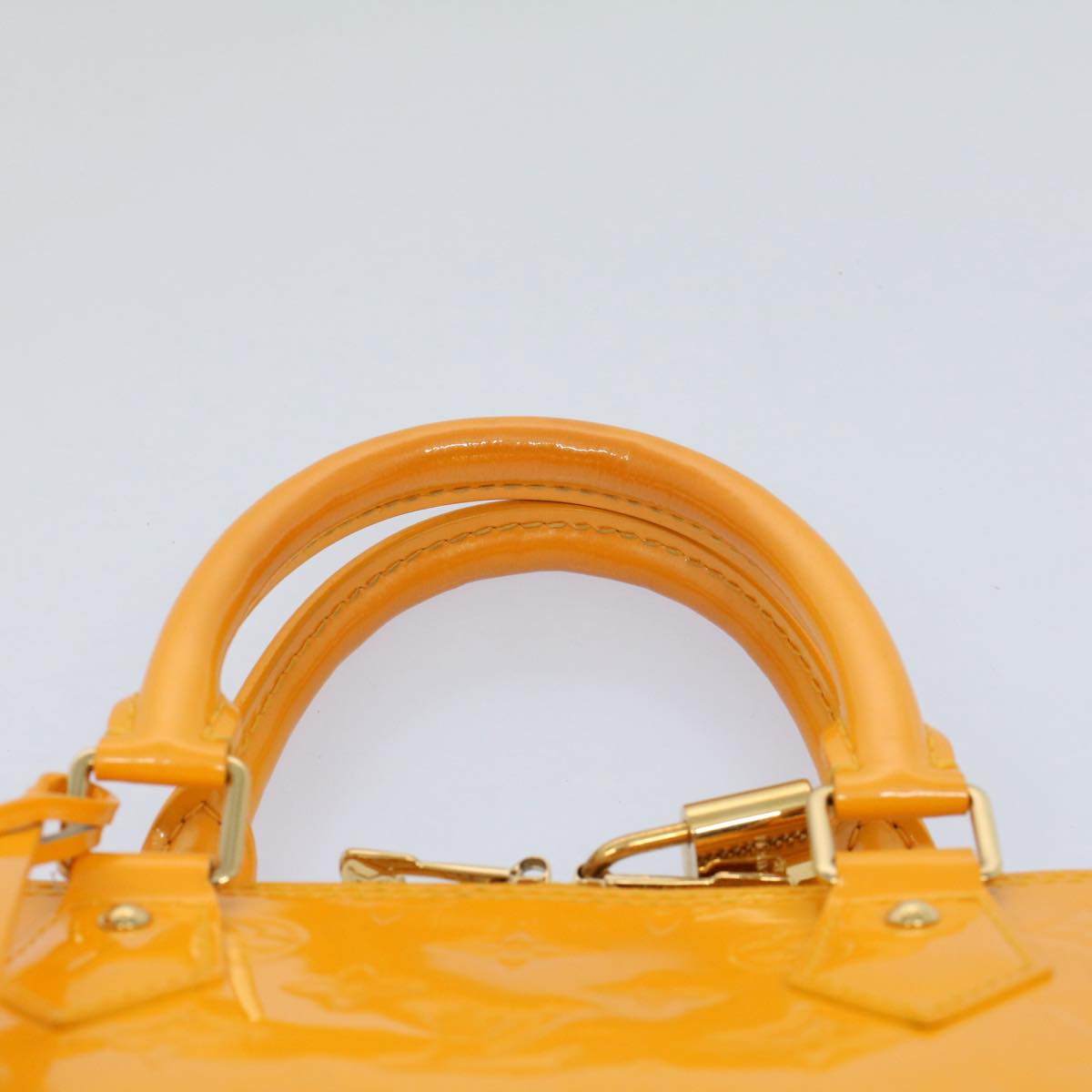 LOUIS VUITTON Monogram Vernis Alma PM Hand Bag Jone Passion M91695 LV 55601