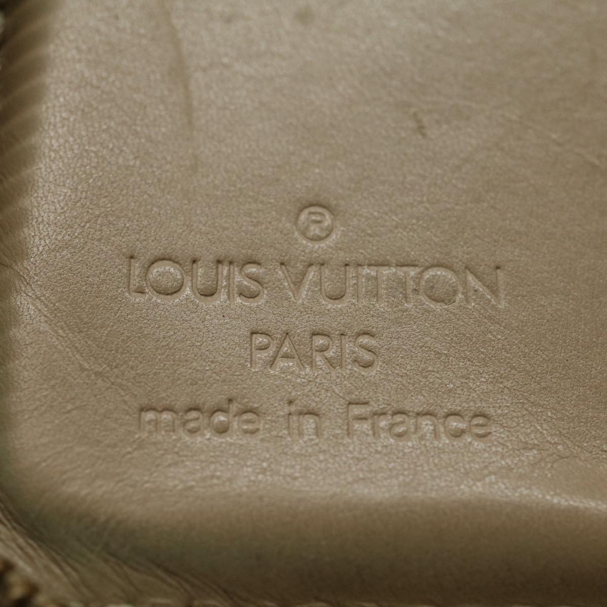 LOUIS VUITTON Monogram Vernis Bloom Compact Wallet Beige M91015 LV 55611