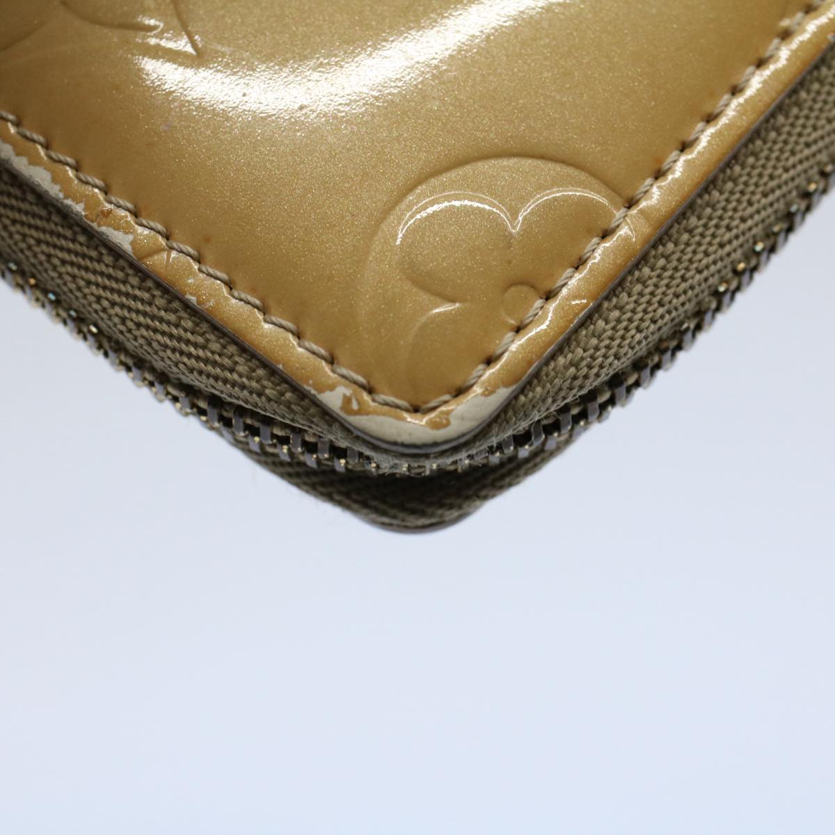 LOUIS VUITTON Monogram Vernis Bloom Compact Wallet Beige M91015 LV 55611