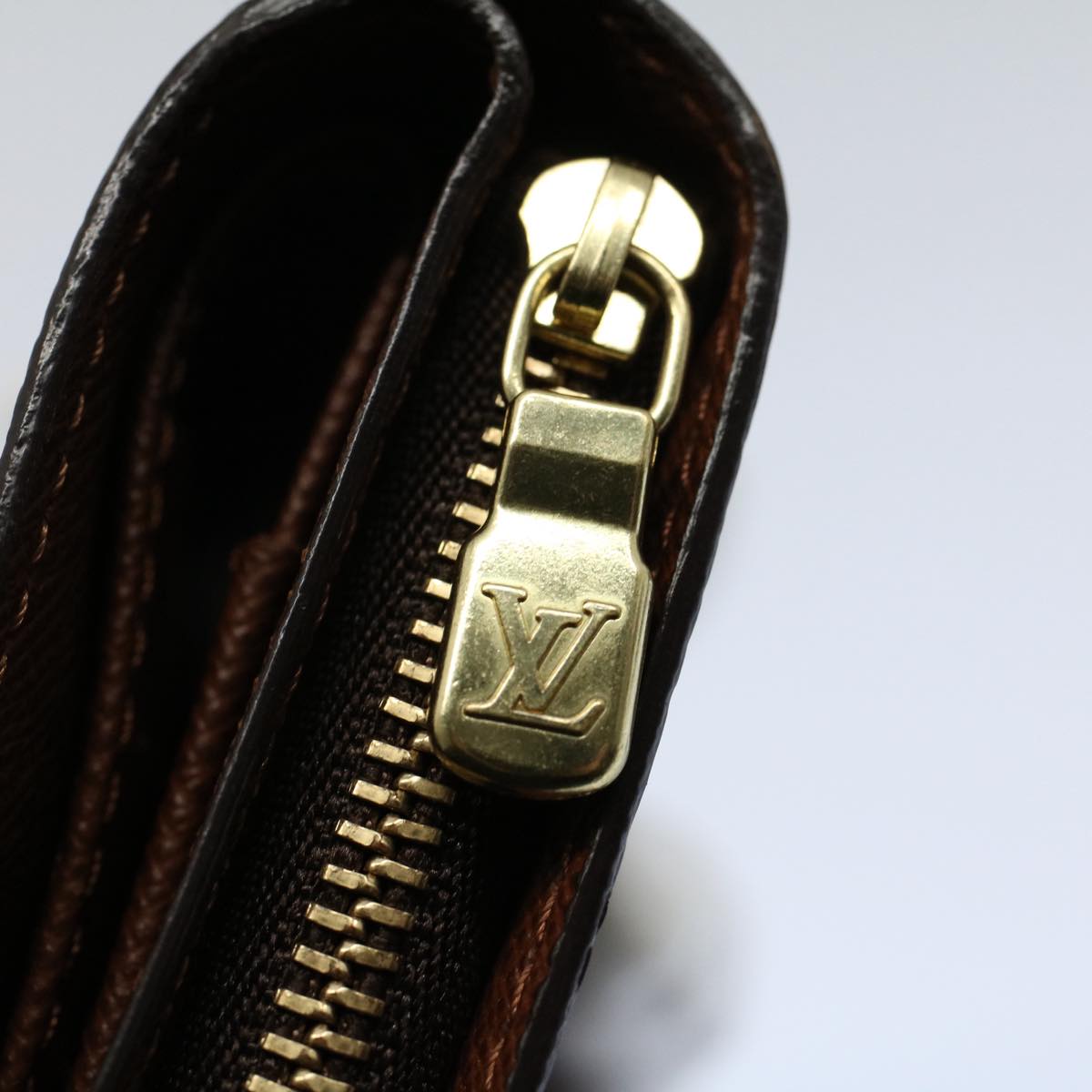 LOUIS VUITTON Monogram Compact Zip Wallet M61667 LV 55620A