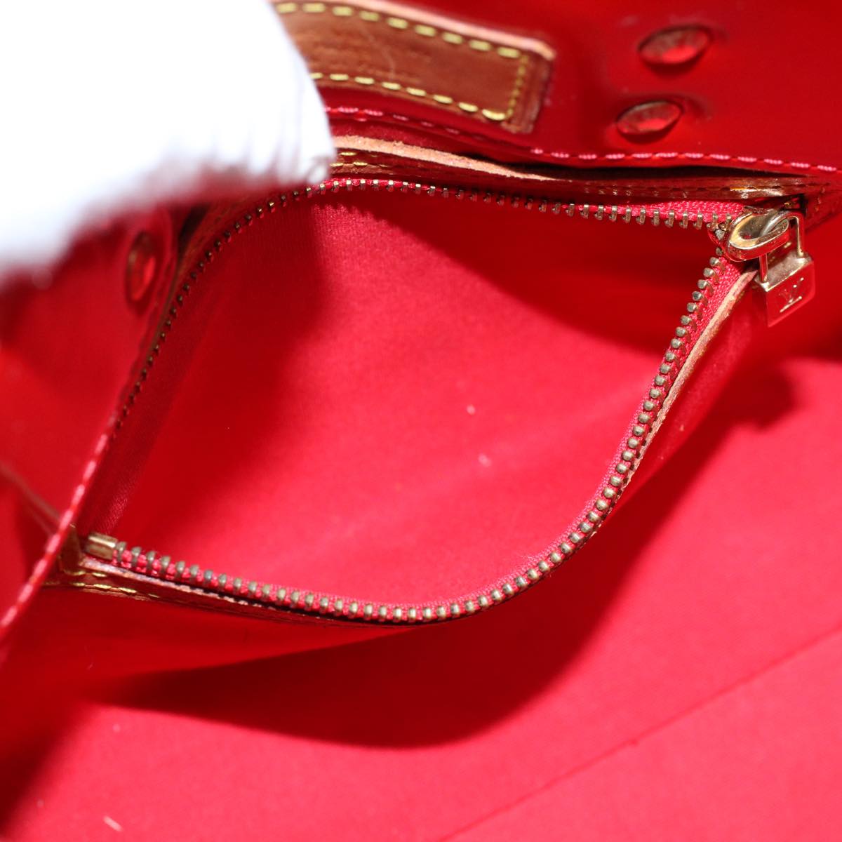 LOUIS VUITTON Monogram Vernis Reade PM Hand Bag Red M91088 LV 55672
