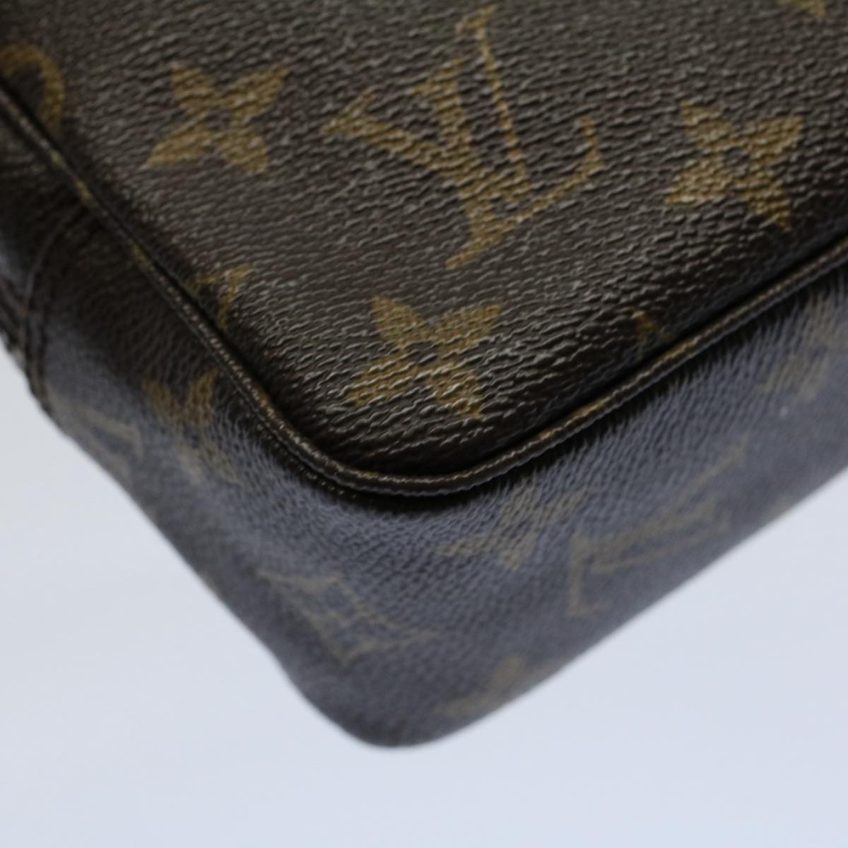 LOUIS VUITTON Monogram Trousse Toilette 23 Clutch Bag M47524 LV 55731