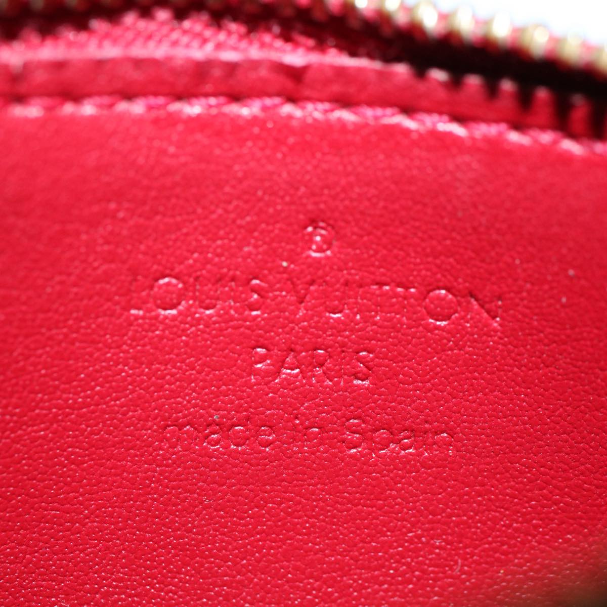 LOUIS VUITTON Monogram Vernis Pochette Cles Coin Purse Red M9144F LV 55771