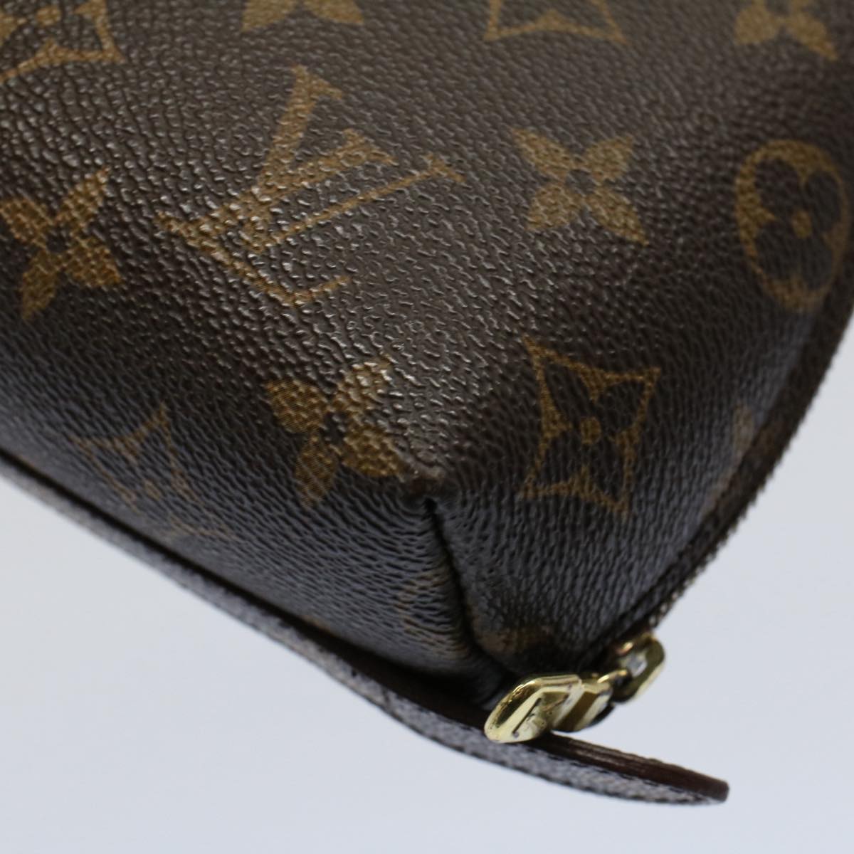 LOUIS VUITTON Monogram Trousse Demi Ronde Cosmetic Pouch M47520 LV 55779