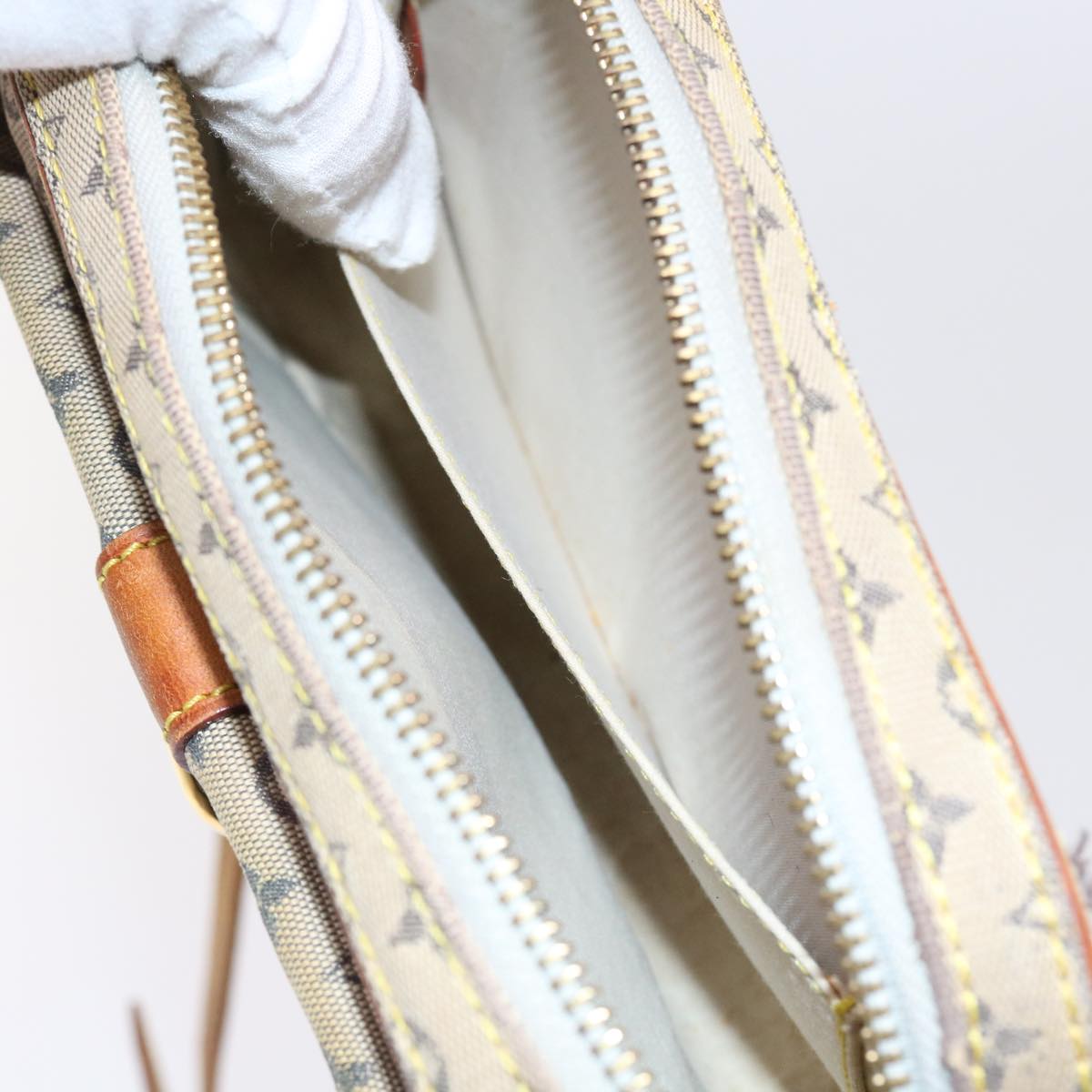LOUIS VUITTON Monogram Mini Juliet MM Shoulder Bag Blue M92004 LV 55782