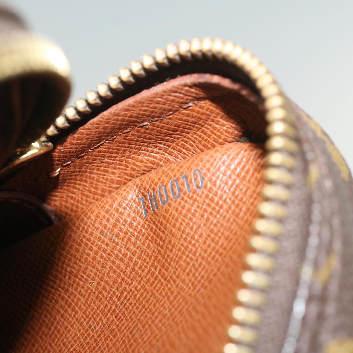 LOUIS VUITTON Monogram Amazon Shoulder Bag M45236 LV 55784